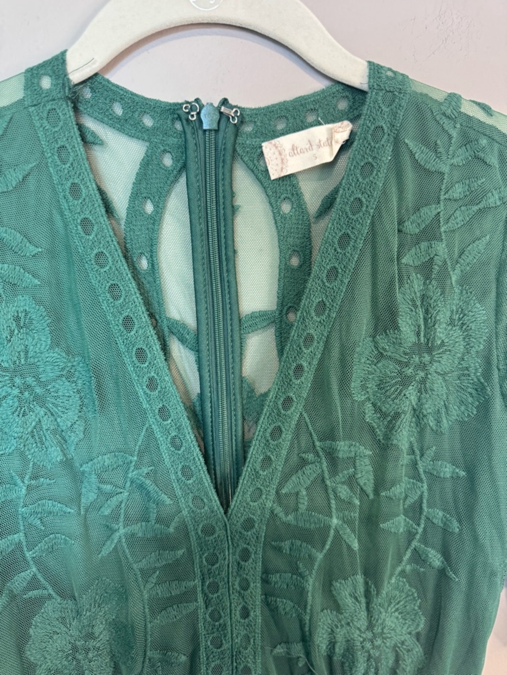 Altar’d State Green Lace Mini Dress Floral Embroidered V-Neck Sheer Sleeve - Picture 3 of 7